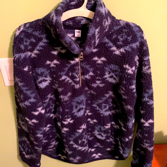 Old Navy Sherpa - Picture 1 of 2